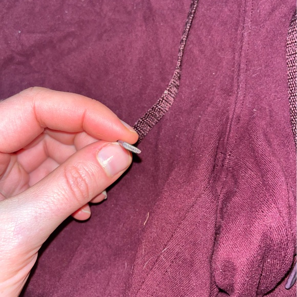 Women’s Lulu maroon joggers. One of the drawstrings is slightly damaged. - Picture 5 of 5